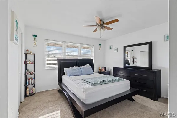 $95,500 | 7451 Hazelcrest Drive, Hazelwood, MO 63042