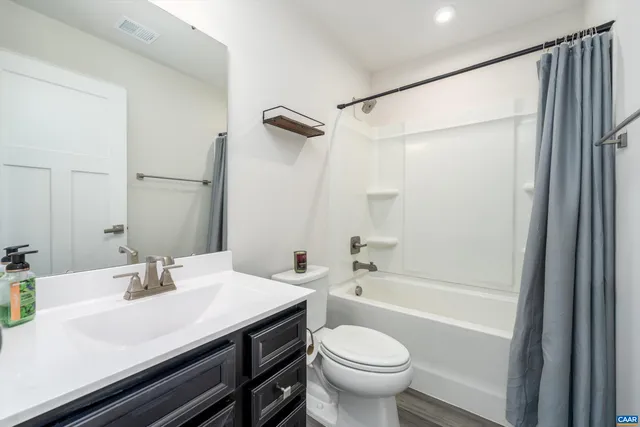 $400,000 | 3229 Acadia Drive, Charlottesville, VA 22911