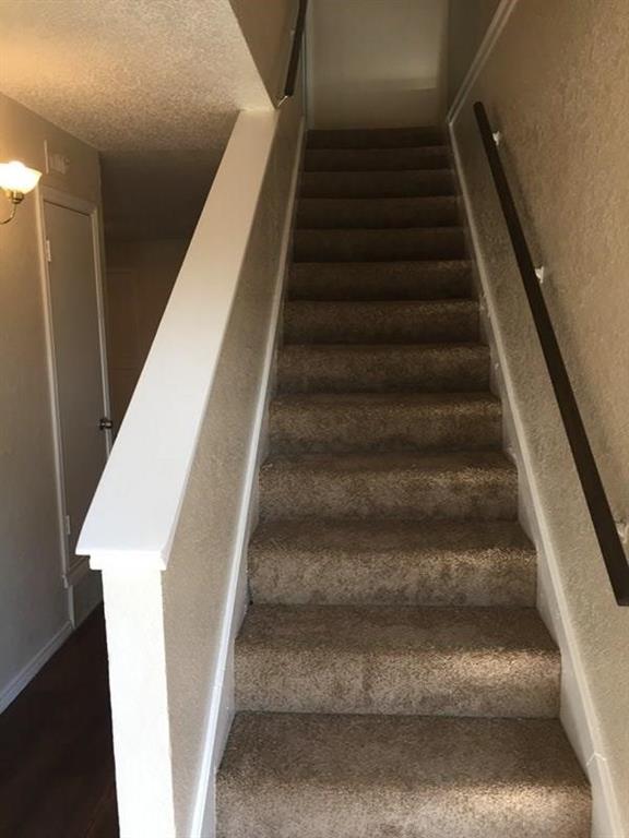 2806 Ridgecrest Drive, Unit 2804 Fort Worth, TX 76133 - Photo 5 of 6