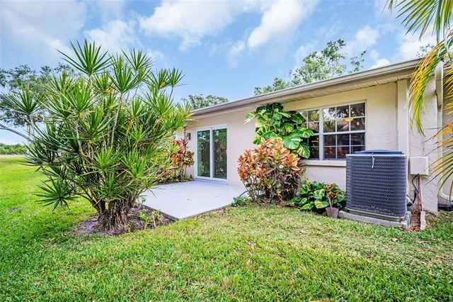 $289,900 | 899 Cleland Court, Unit A, Palm Harbor, FL 34684