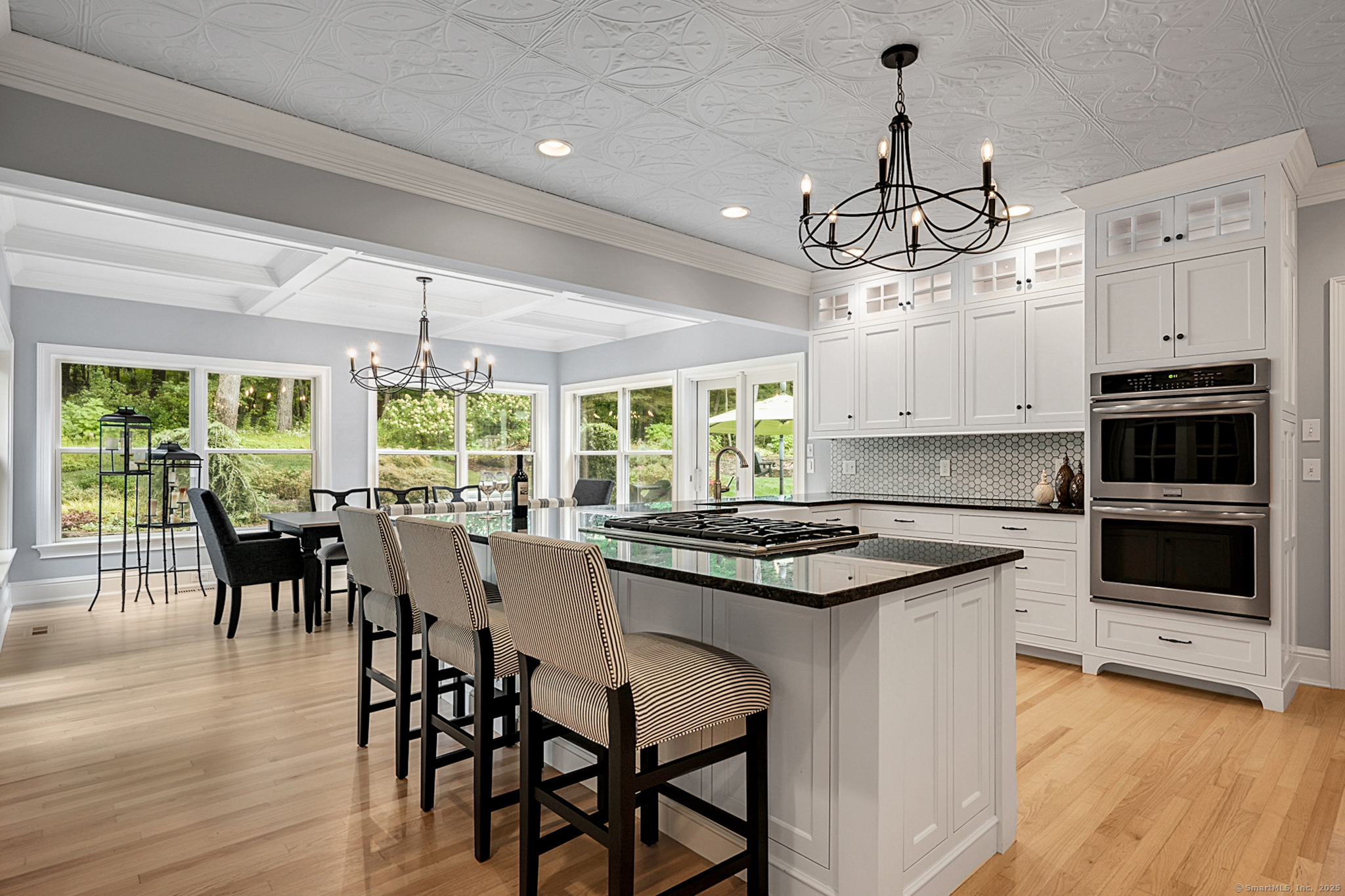 93 Hattertown Road Newtown, CT 06470 - Photo 11 of 40