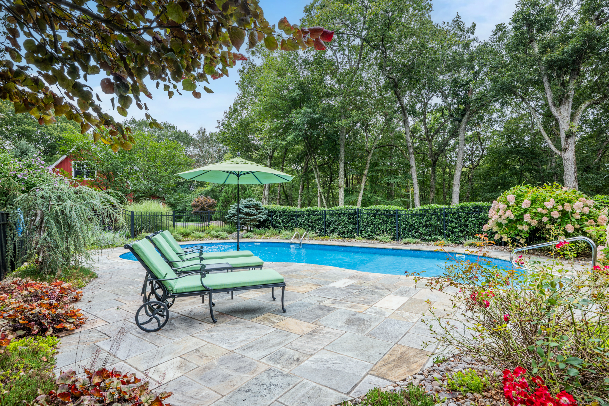 93 Hattertown Road Newtown, CT 06470 - Photo 29 of 40