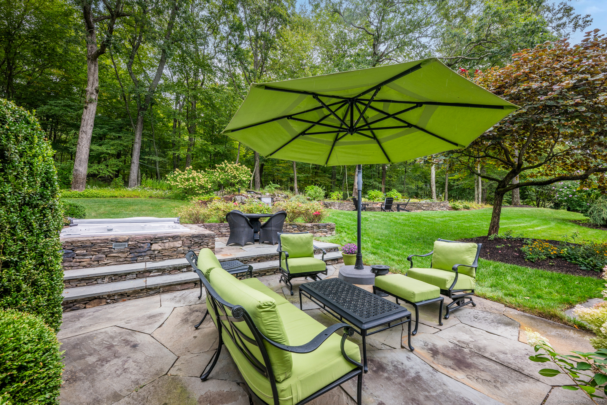 93 Hattertown Road Newtown, CT 06470 - Photo 36 of 40