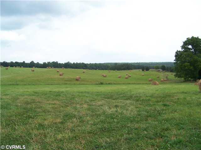 3408 Cottage Road Blackstone, VA 23824 - Photo 8 of 12 Storage - SILOS, HAY STORAGE