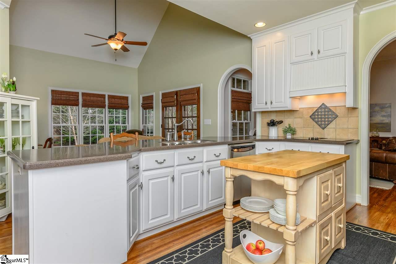 20 Bay Point Way Taylors, SC 29687 - Photo 23 of 36 Gallery Image 23
