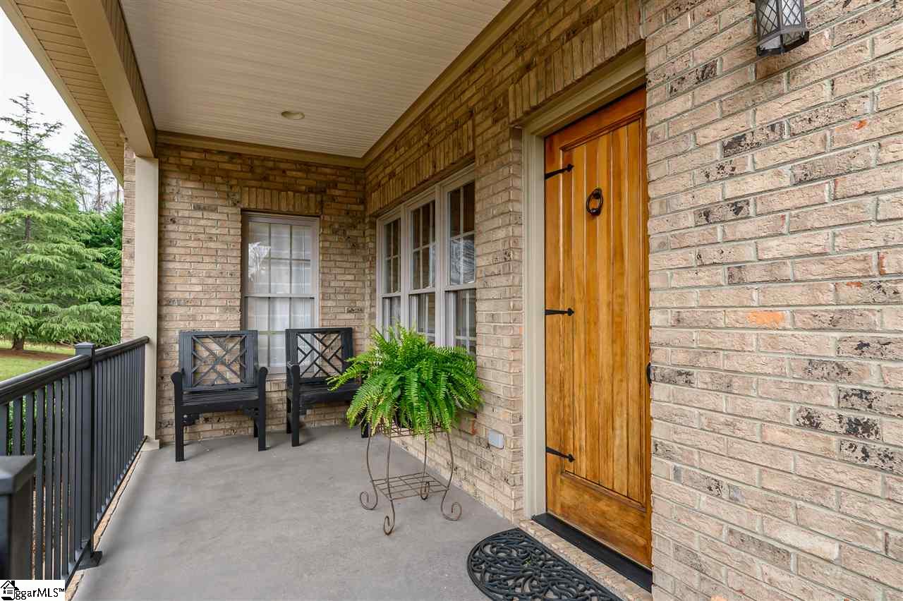 20 Bay Point Way Taylors, SC 29687 - Photo 5 of 36 Gallery Image 5