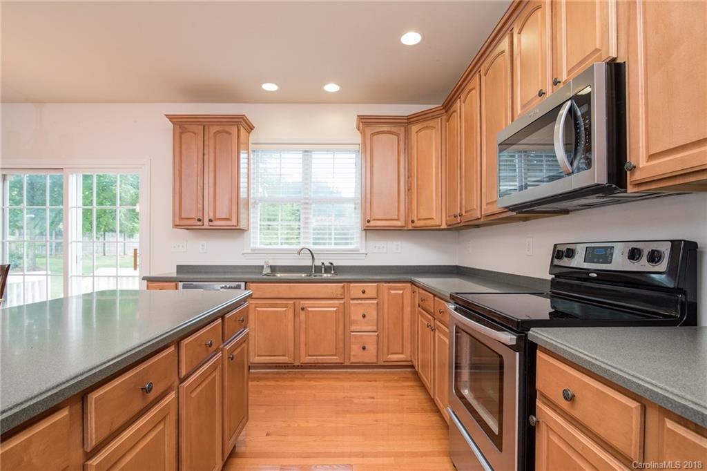 4303 Sunset Rose Drive Fort Mill, SC 29708 - Photo 11 of 32 Gallery Image 11