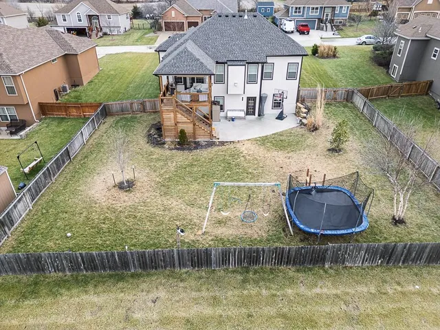 $529,950 | 6988 141st Street, Basehor, KS 66007