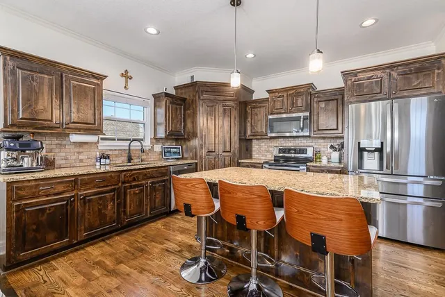 $529,950 | 6988 141st Street, Basehor, KS 66007