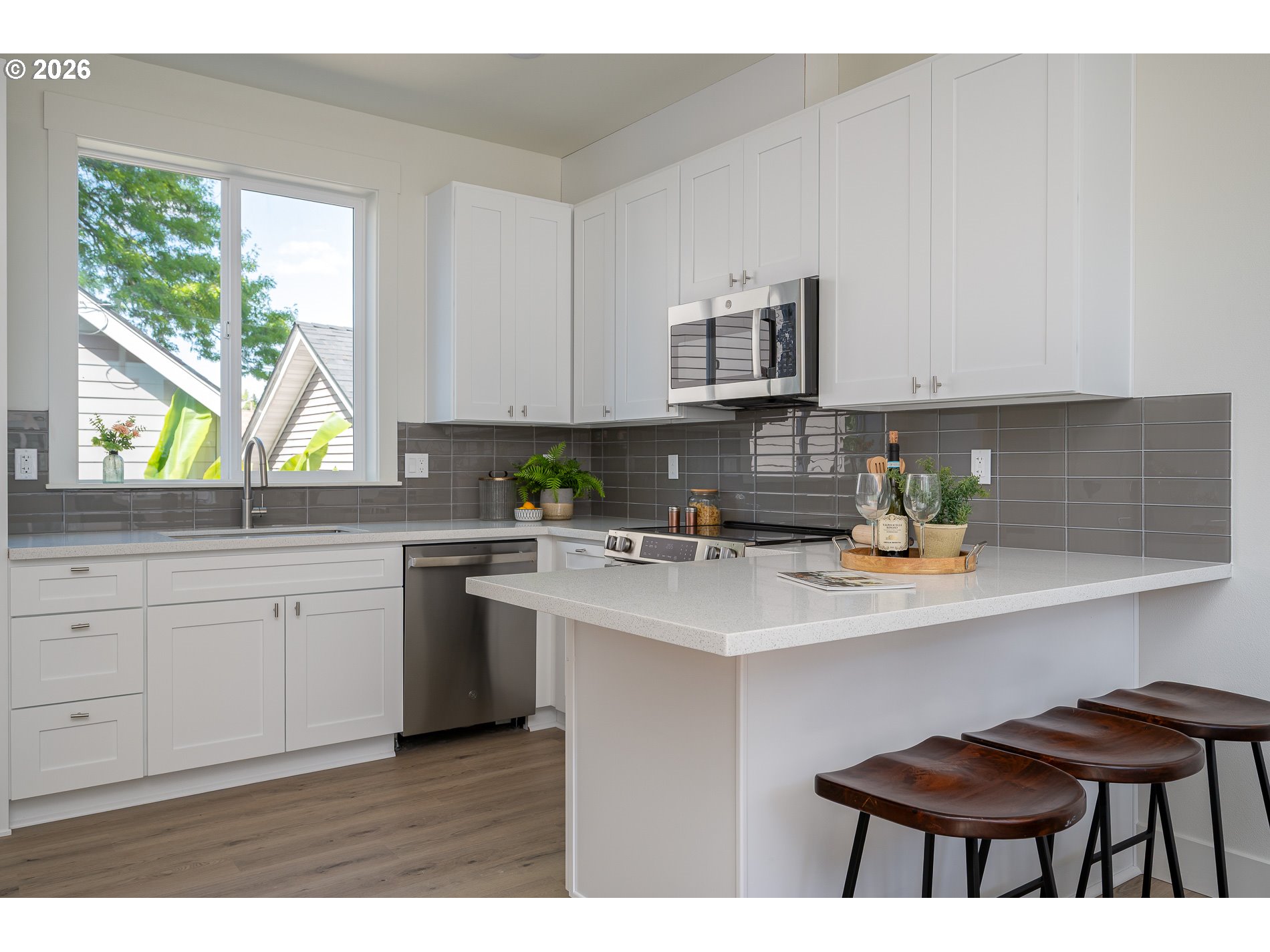 95 Northeast 78th Avenue Portland, OR 97213 - Photo 9 of 28