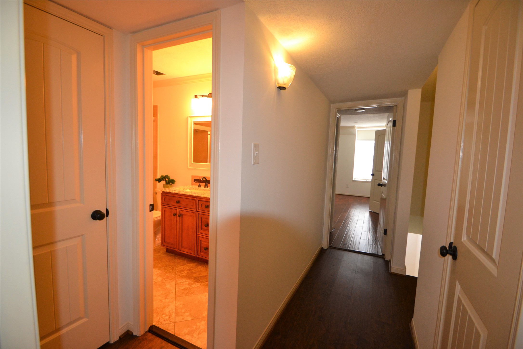 830 Threadneedle Street, Unit 235 Houston, TX 77079 - Photo 21 of 50 Gallery Image 21