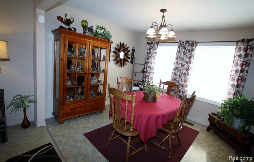 6386 Rustic Ridge Trail Grand Blanc, MI 48439 - Photo 5 of 24 004.jpg