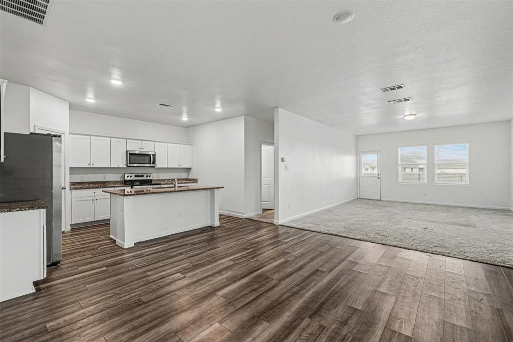 1806 Chapel Hill Road Princeton, TX 75407 - Photo 6 of 24