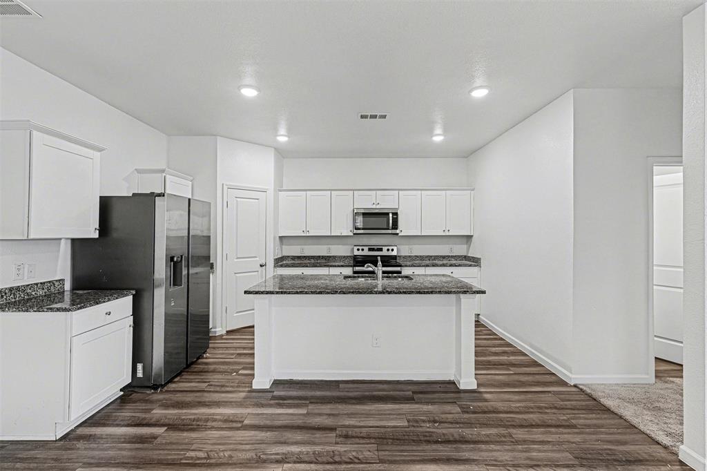 1806 Chapel Hill Road Princeton, TX 75407 - Photo 8 of 24