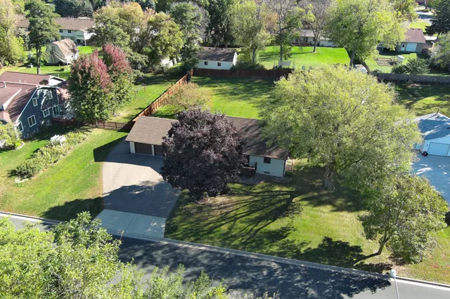 $409,000 | 807 Central Avenue South, New Prague, MN 56071