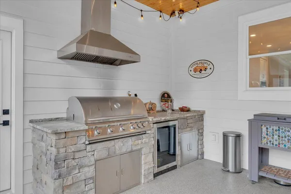 $1,100,000 | 1115 River Bluffs Drive, Jasper, TN 37347
