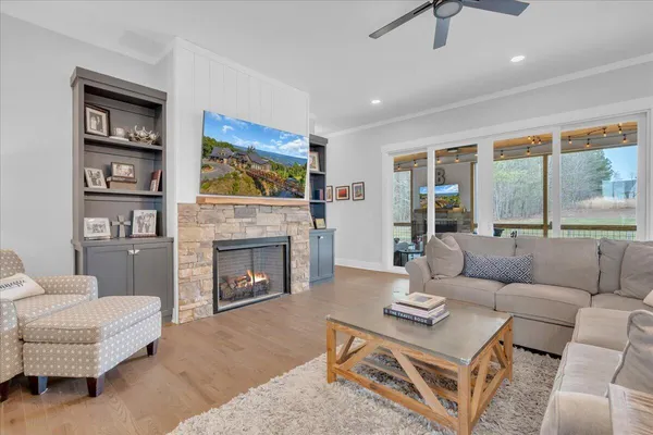 $1,125,000 | 1115 River Bluffs Drive, Jasper, TN 37347