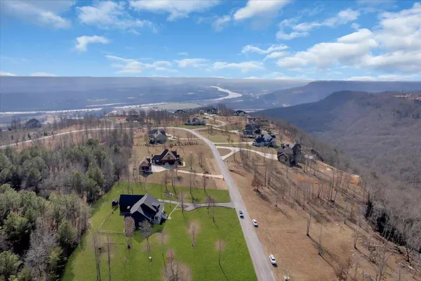 $1,100,000 | 1115 River Bluffs Drive, Jasper, TN 37347
