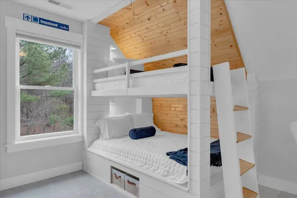 $1,125,000 | 1115 River Bluffs Drive, Jasper, TN 37347