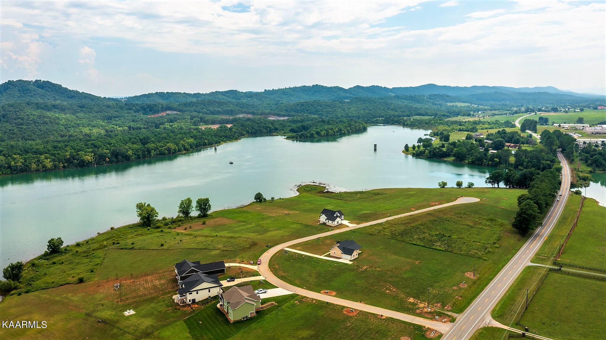 304 Masters Lane Bean Station, TN 37708 - Photo 2 of 27 304 Masters Lane photo 2 filters