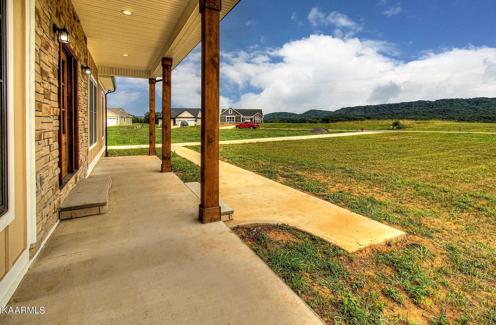 304 Masters Lane Bean Station, TN 37708 - Photo 10 of 27 304 Masters Lane photo 8 filters
