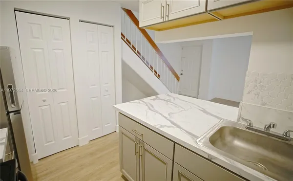 $1,750 | 17425 Northwest 67th Place, Unit B13, Hialeah, FL 33015