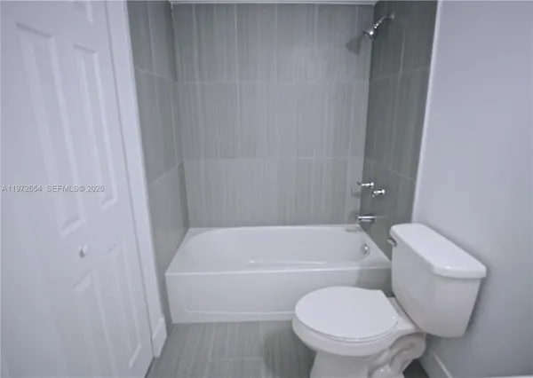 $1,750 | 17425 Northwest 67th Place, Unit B13, Hialeah, FL 33015