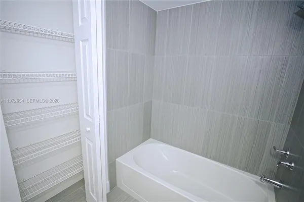 $1,750 | 17425 Northwest 67th Place, Unit B13, Hialeah, FL 33015