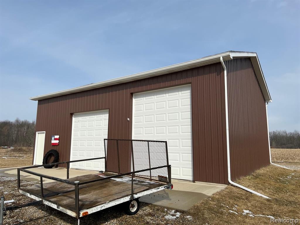 3159 East Burnside Road North Branch, MI 48461 - Photo 4 of 24