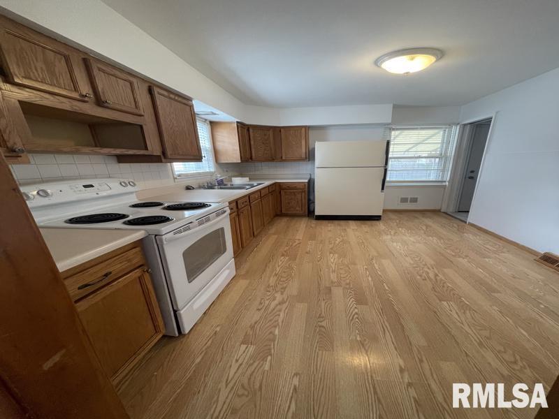 1605 North 19th Street Springfield, IL 62702 - Photo 4 of 12