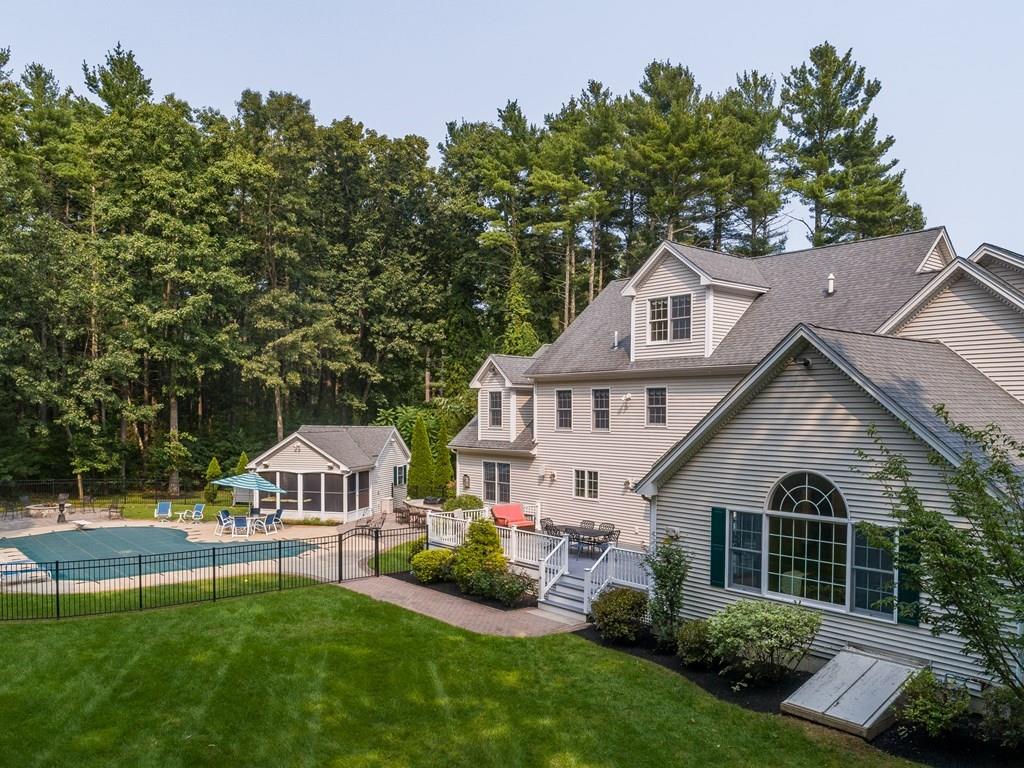 3 Hart Pond Road Westford, MA 01886 - Photo 8 of 42 Gallery Image 8