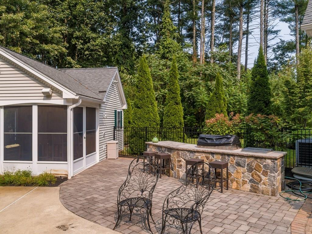 3 Hart Pond Road Westford, MA 01886 - Photo 10 of 42 Gallery Image 10