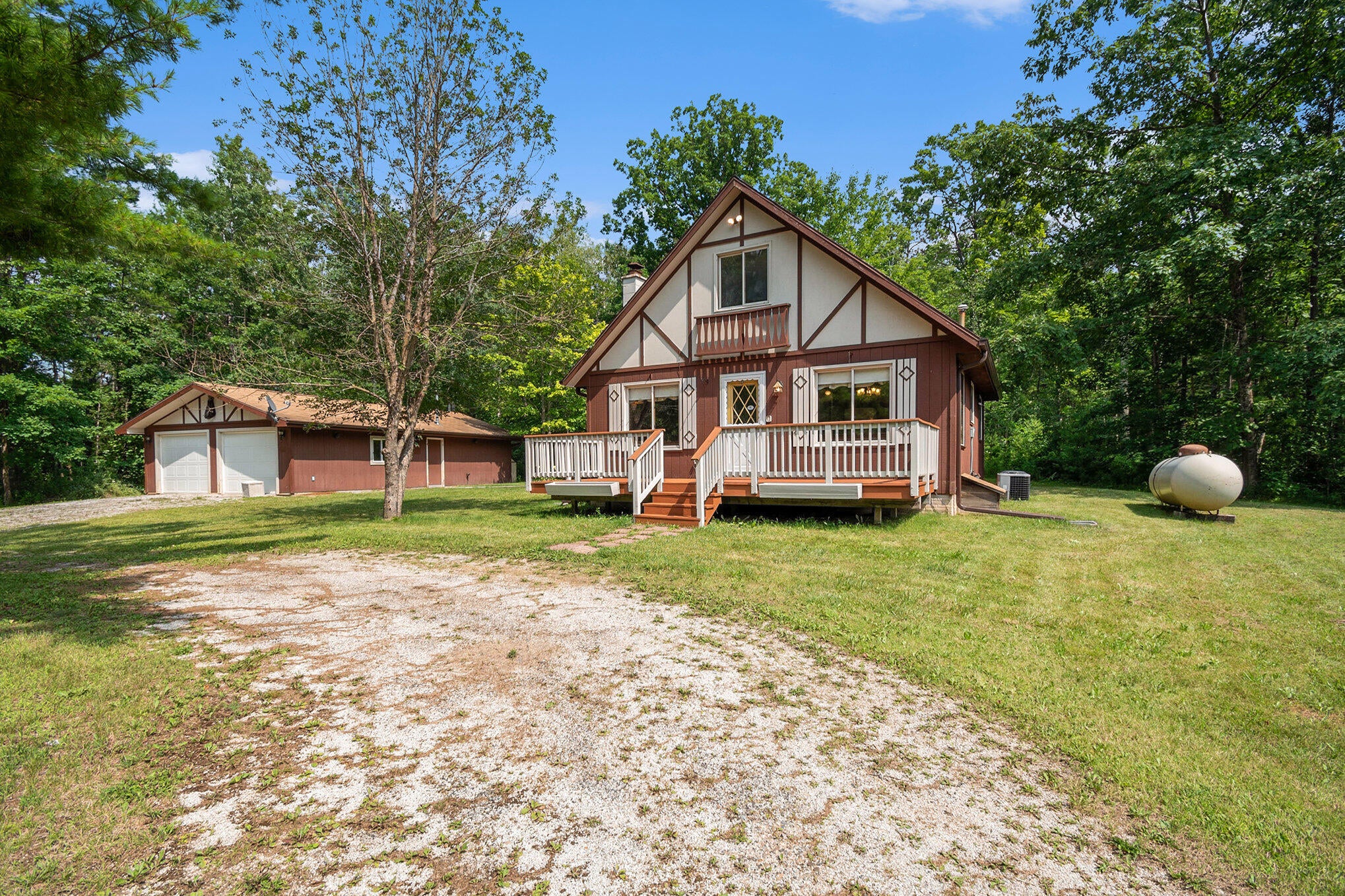127 Zimowske Road Mio, MI 48647 - Photo 1 of 24 next_door_photos_127_3_945