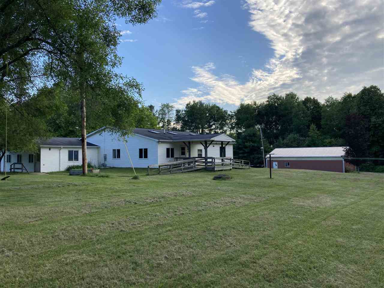800 West Maple Grove Road Farwell, MI 48622 - Photo 2 of 32