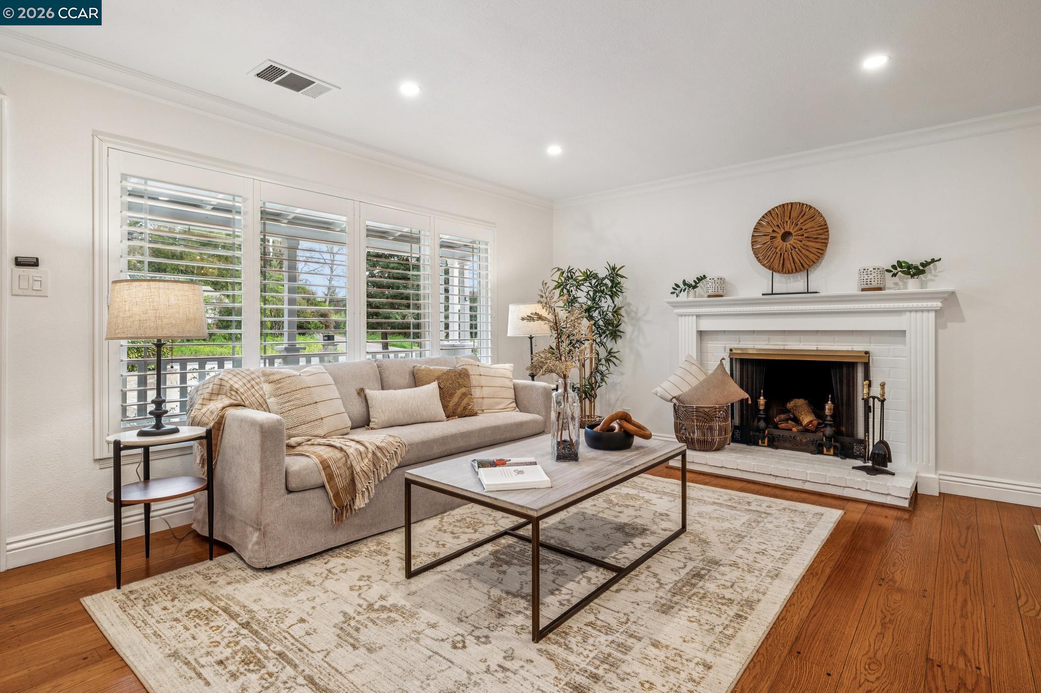 1651 Green Valley Road Danville, CA 94526 - Photo 11 of 60