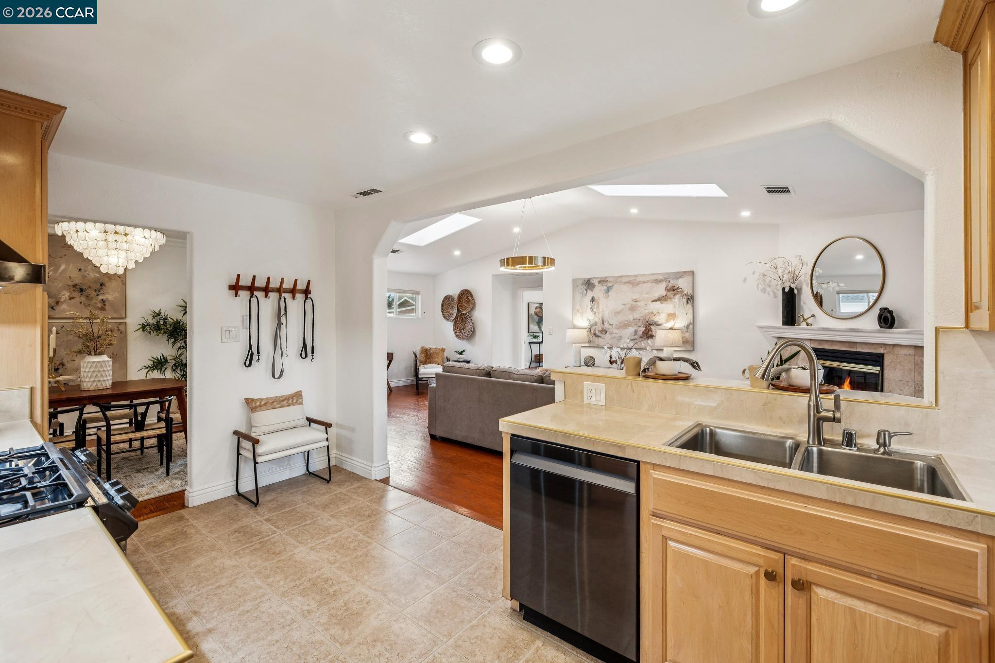 1651 Green Valley Road Danville, CA 94526 - Photo 20 of 60