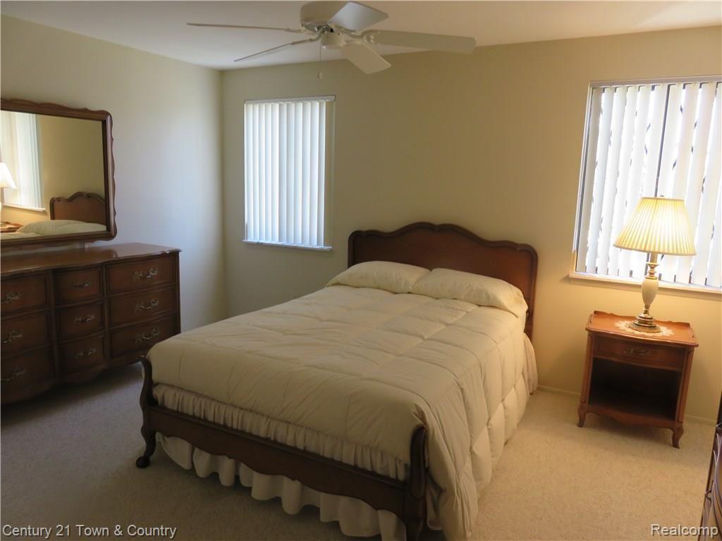 1922 Allenway Court Rochester Hills, MI 48309 - Photo 10 of 19