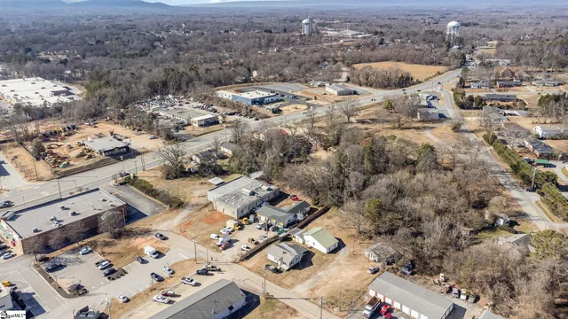 $355,000 | 110 Conway Drive, Greer, SC 29651