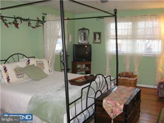 125 Morgan Road Aston, PA 19014 - Photo 10 of 12 Bedroom - Main
