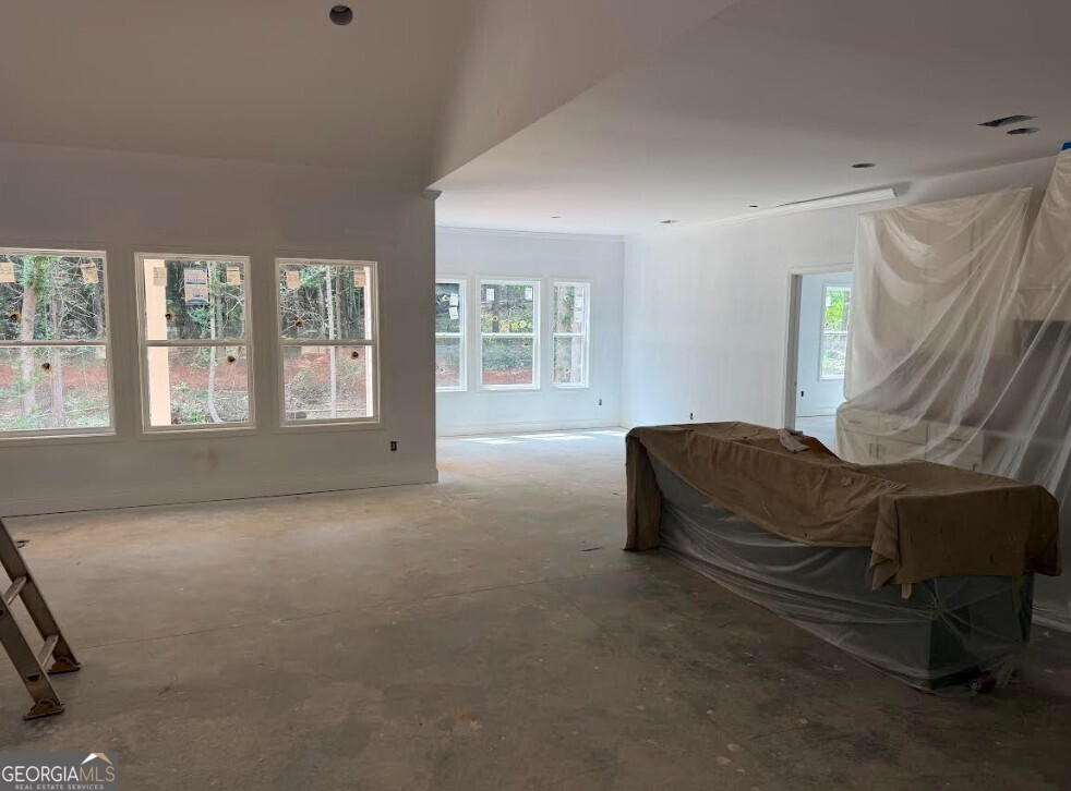 105 Carlan Road Commerce, GA 30530 - Photo 2 of 8