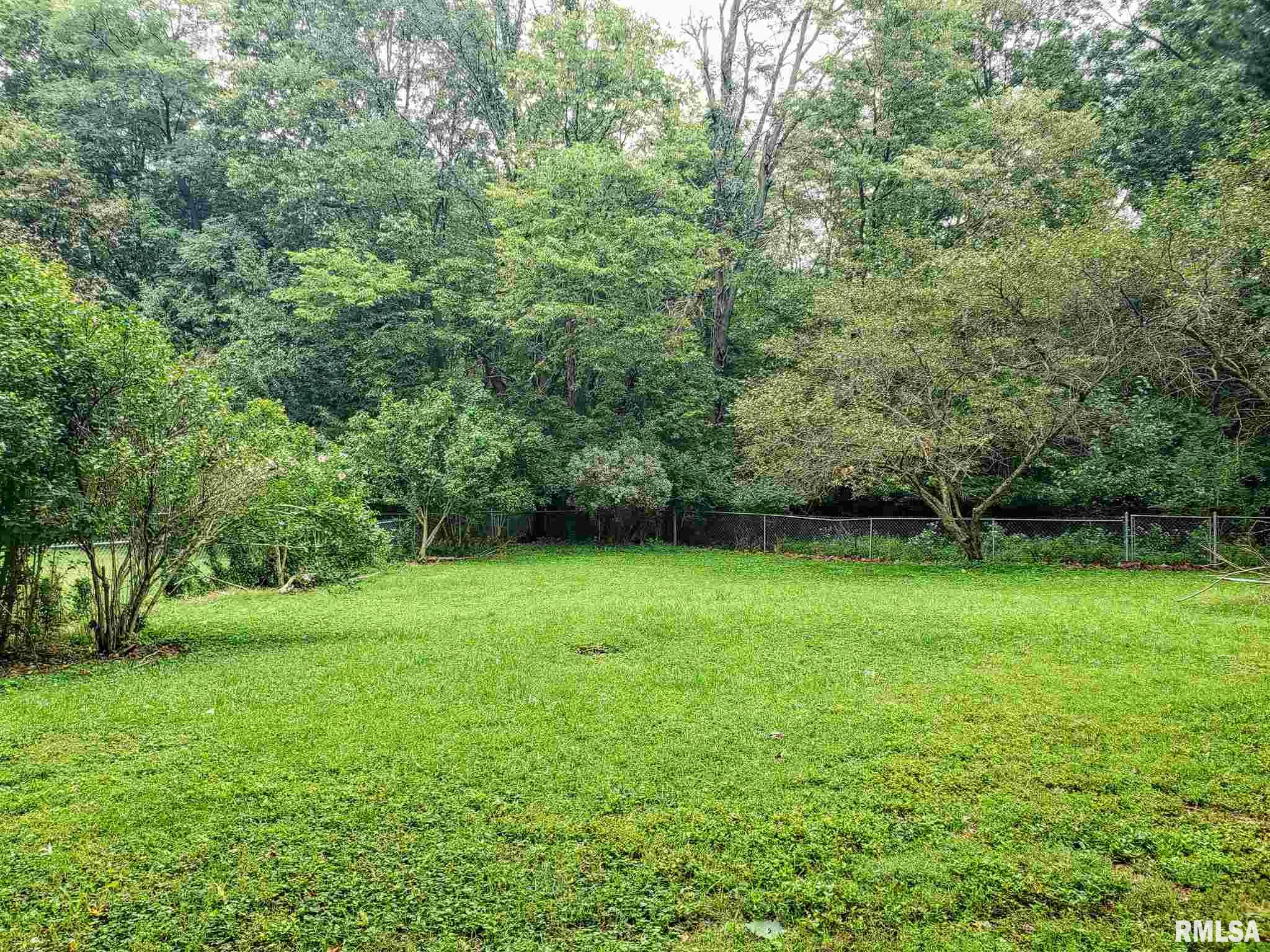 223 Frontenac Road Marquette Heights, IL 61554 - Photo 18 of 18 Gallery Image 18