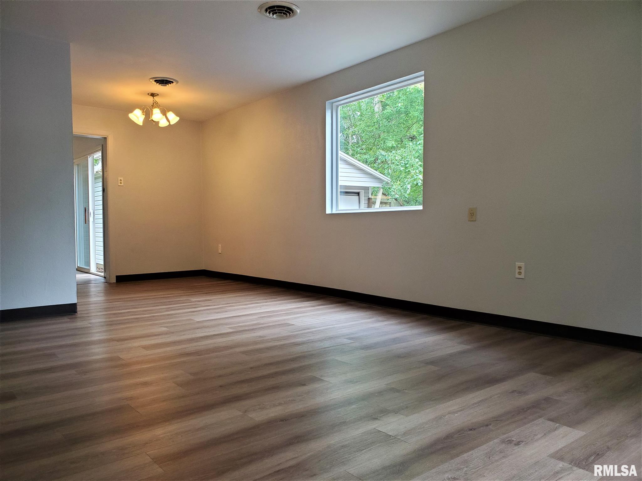 223 Frontenac Road Marquette Heights, IL 61554 - Photo 2 of 18 Gallery Image 2