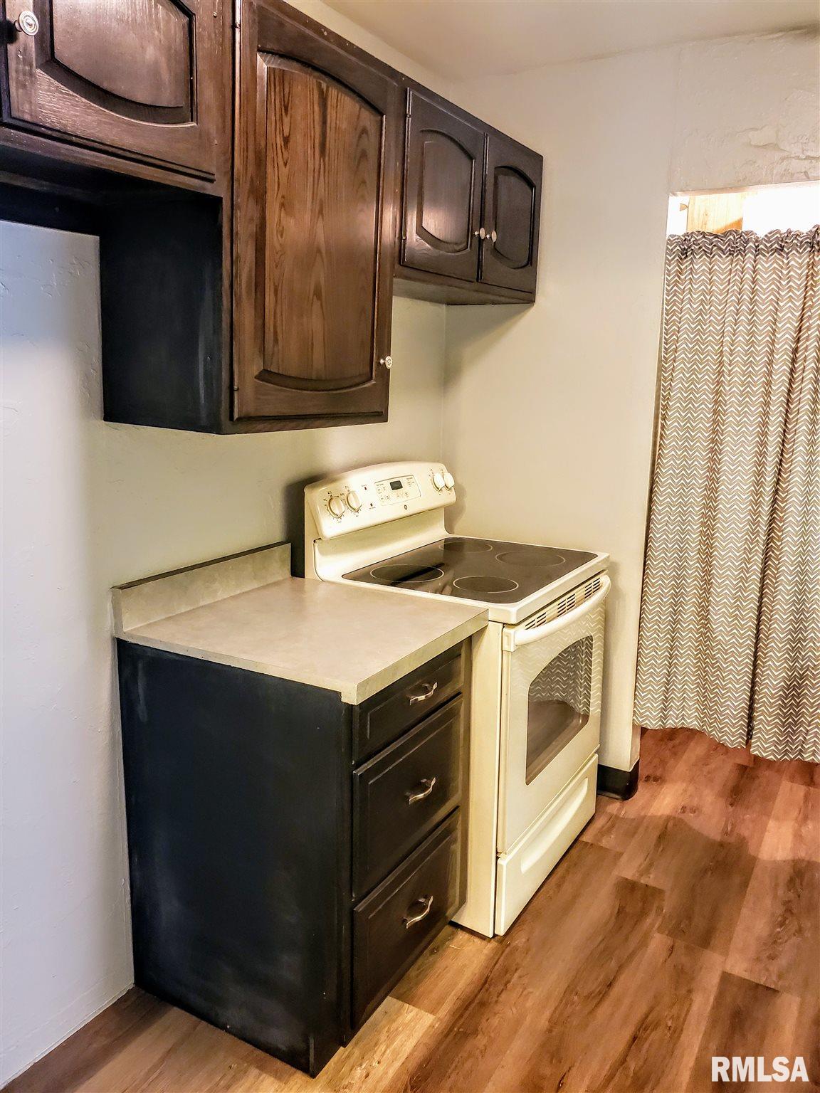 223 Frontenac Road Marquette Heights, IL 61554 - Photo 7 of 18 Gallery Image 7
