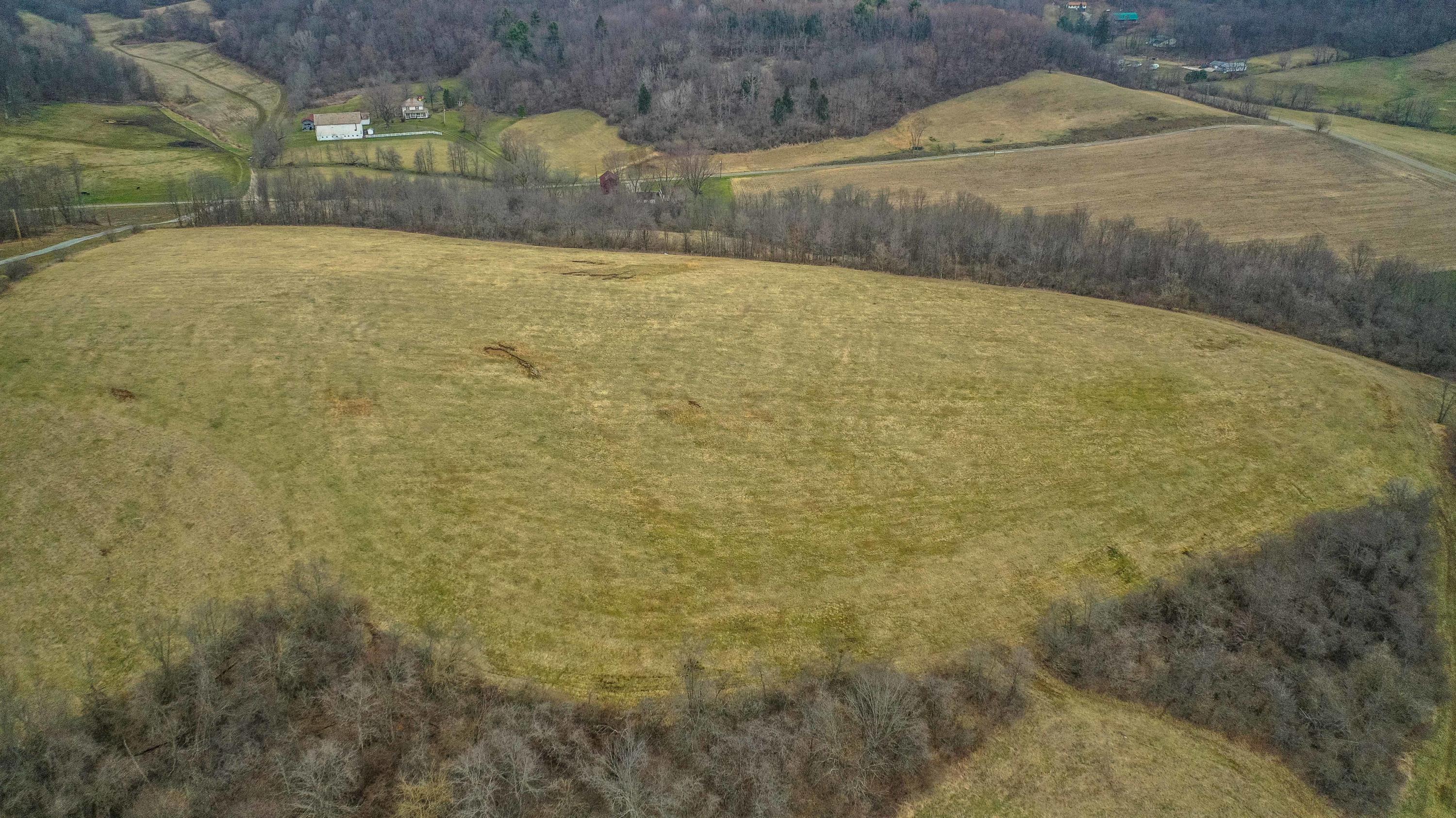 7248 Kinsey Valley Road Southwest New Philadelphia, OH 44663 - Photo 11 of 27