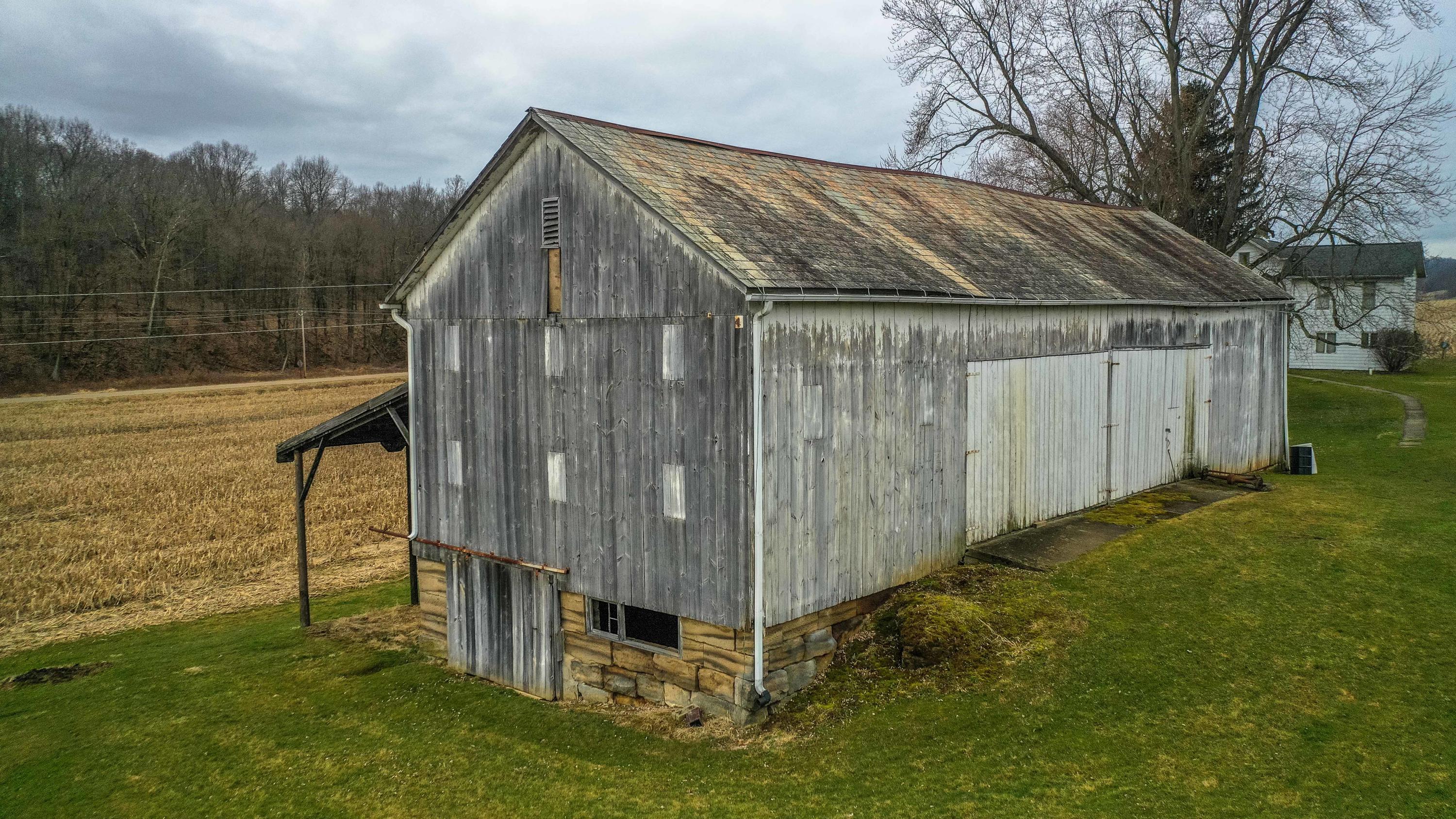 7248 Kinsey Valley Road Southwest New Philadelphia, OH 44663 - Photo 23 of 27