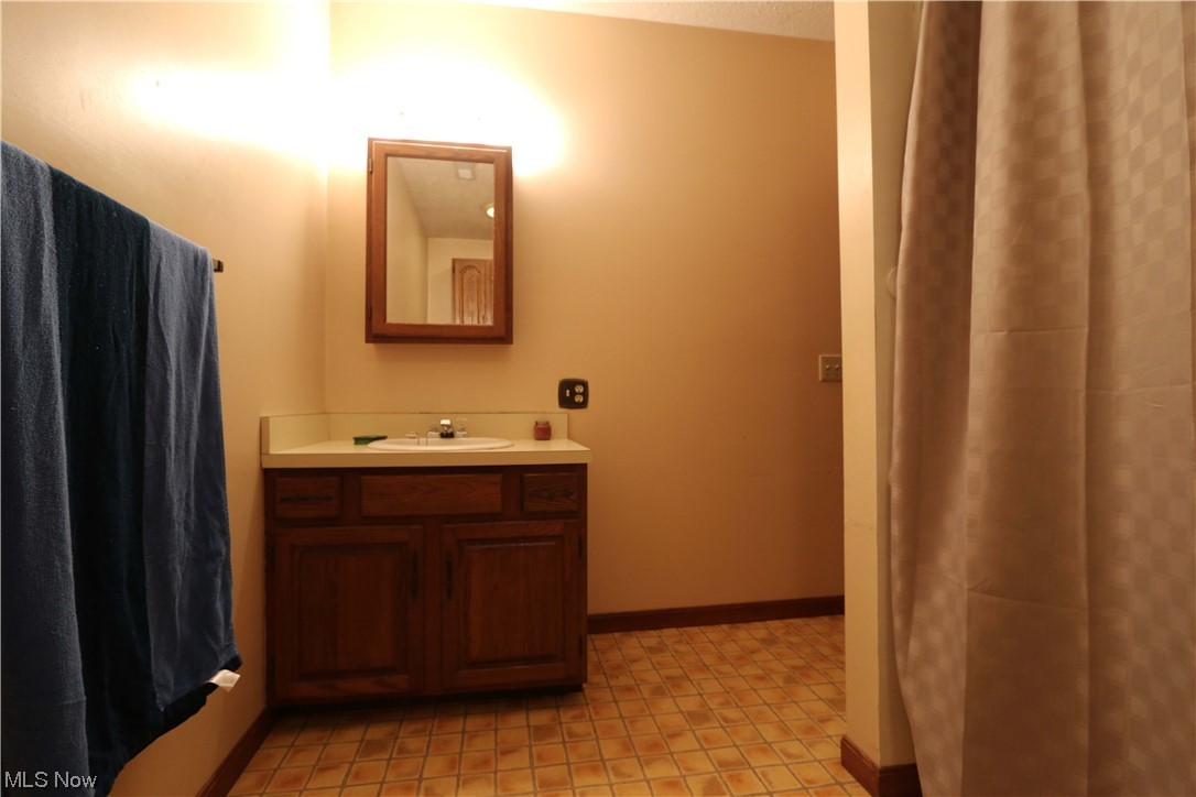 75200 State Road Freeport, OH 43973 - Photo 14 of 23 Gallery Image 14