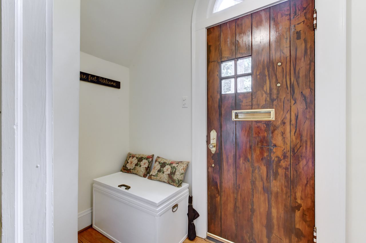 323 Furches Street Raleigh, NC 27607 - Photo 5 of 24 Photo 5