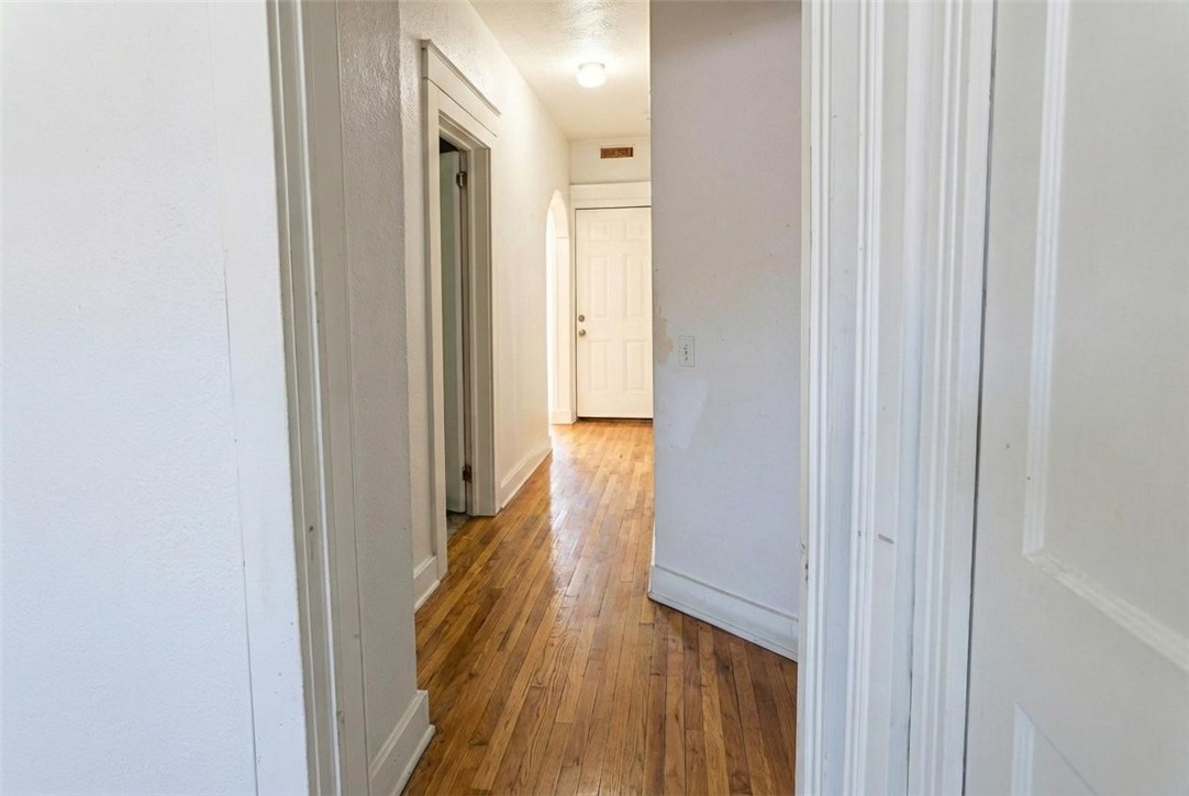 184 6th Street Rochester, NY 14605 - Photo 6 of 30 Apt 2