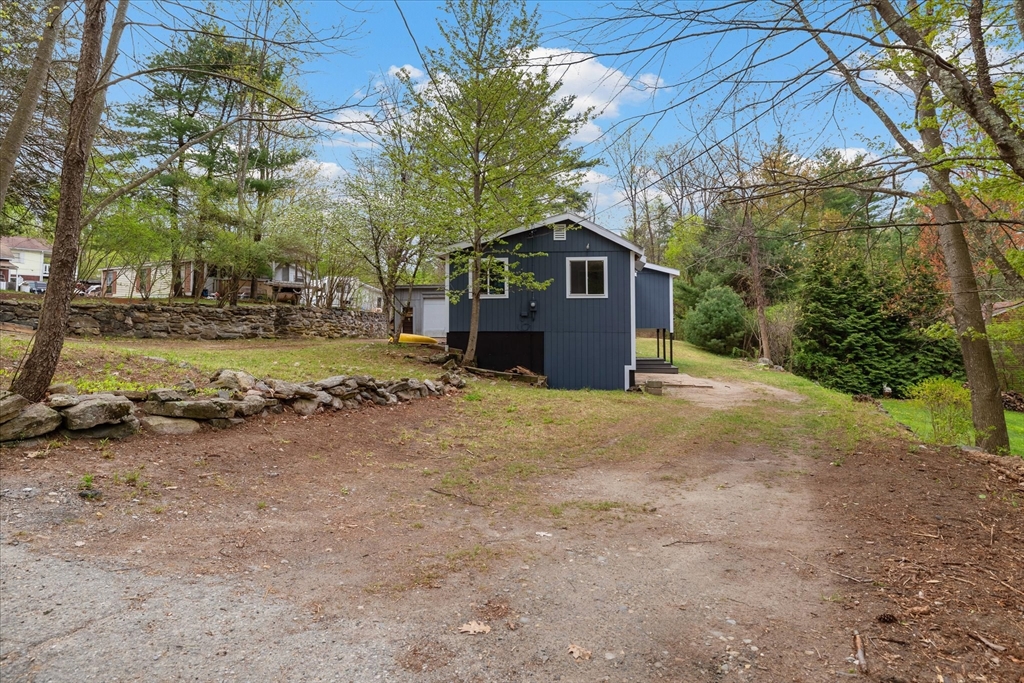 31 Camp Road Orange, MA 01364 - Photo 3 of 32