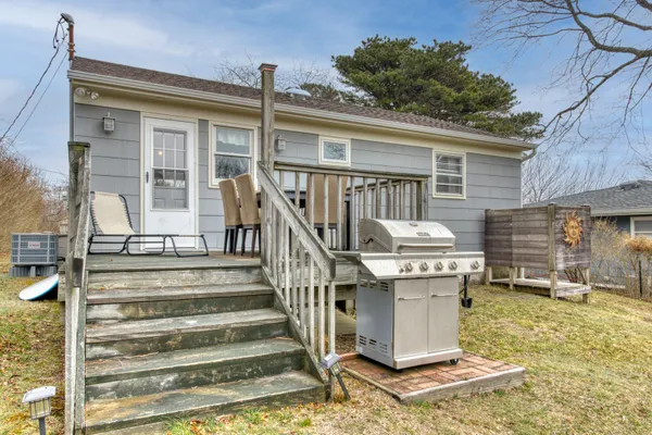 $18,500 | 6 Hoyt Place, Montauk, NY 11954